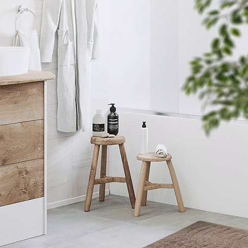 Спальня в светлых тонах